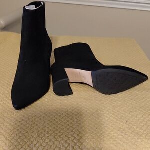 ANTONIO MELANI Black Pointed Toe Suede Ankle Booties